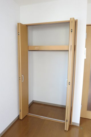 スペース・アイの収納