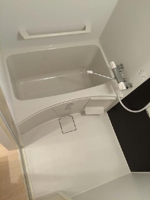 クレイノ練馬光が丘の浴室