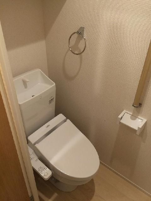 クレイノ練馬光が丘のトイレ