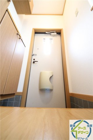 エテルノ・スクウェア参番館の玄関|※類似写真