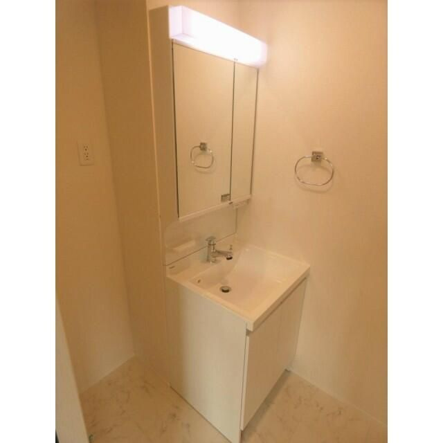 Ｒａｐｐｏｒｔ　Ｈ＆Ｓ　ラポールエイチアンドエスの洗面所