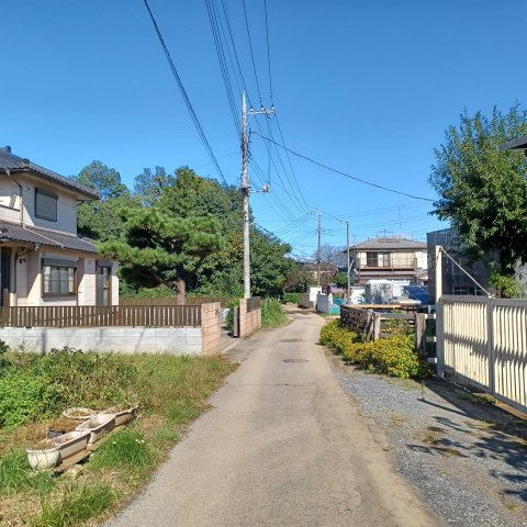 東松山市大字石橋 土地99坪の前面道路含む現地写真|前面道路：東側の公道に接道