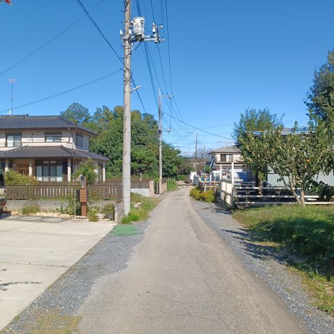 東松山市大字石橋 土地99坪の前面道路含む現地写真|前面道路：東側の公道に接道