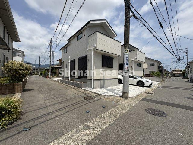 【前面道路含む現地写真】 | 駅徒歩圏内で、通勤・通学時間帯にもゆとりが生まれますね♪