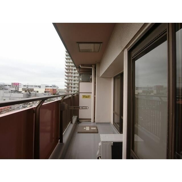 スカイプラザ・ユーカリが丘ウエストタワーのバルコニー