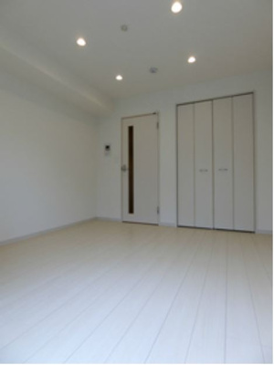 【寝室】 | リブリ・セントファミリア