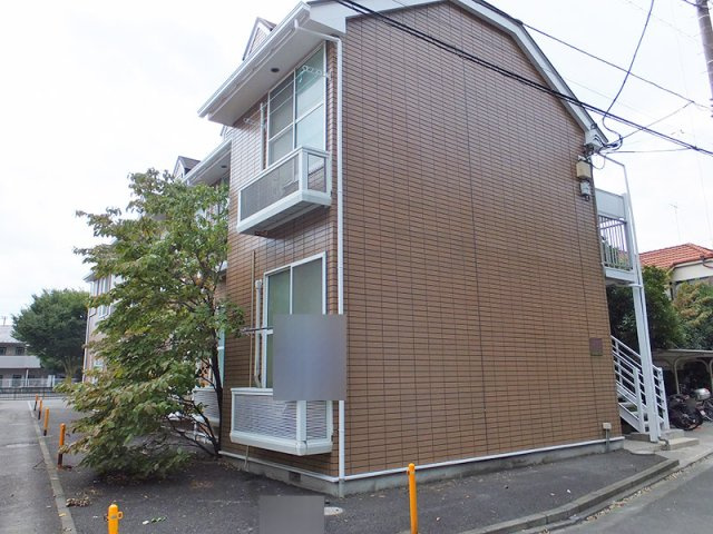 レオパレスエスポワールの外観