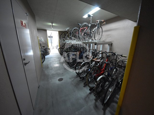 プレサンス本町リアルシティのその他共用部分|プレサンス本町リアルシティ　駐輪場