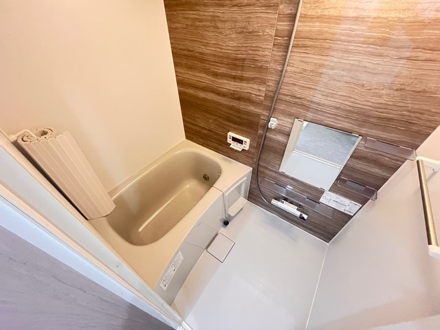 ブラン蒲町の浴室