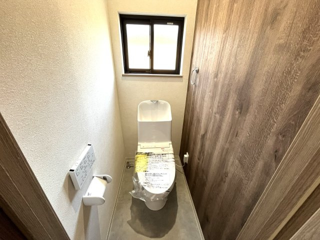 【トイレ】 | 仲介手数料無料！有帆小学校に通えるリフォーム済み中古住宅　山陽小野田市共和台 | トイレもきれいです