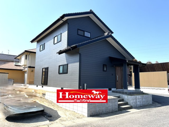【外観】 | 仲介手数料無料！有帆小学校に通えるリフォーム済み中古住宅　山陽小野田市共和台 | かわいいお家になって誕生しました