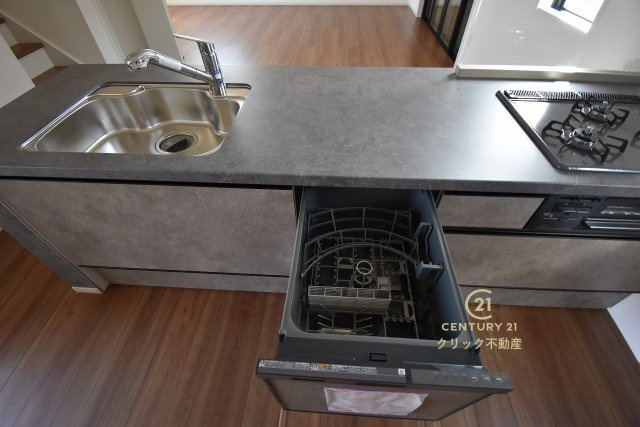 GRACE　水戸市小吹町　2期 　1のキッチン|食事の後片付けもラクラクの食洗機つき♪水道代の節約になり、気になる手荒れも防げそう！