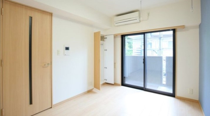 ルーブル野方伍番館の居間・リビング