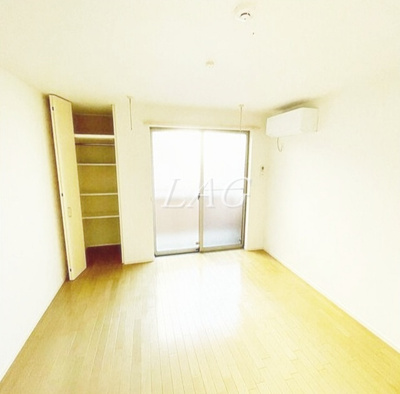 【居間・リビング】 | ＧＯＬＤＷＩＮ（ゴ－ルドウイン） | 洋室のお部屋です。