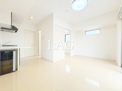 【居間・リビング】 | エルム赤羽 | 洋室のお部屋です。