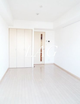 【居間・リビング】 | グランヴァン王子 | 洋室のお部屋です。