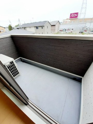 【バルコニー】 | ジェルメ | 開放的で明るい空間を演出してくれるバルコニーです