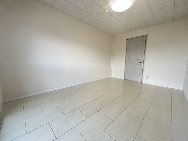マンションカミュの内装