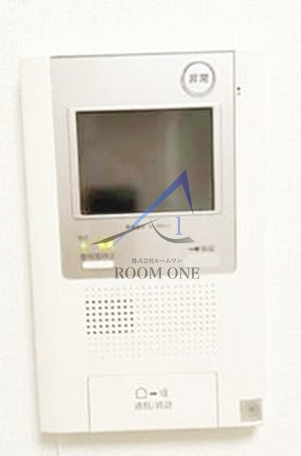 ビバリーホームズ五反田のセキュリティ|モニター付インターホンです。