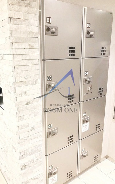シェノン三軒茶屋のその他共用部分|宅配ボックスです。