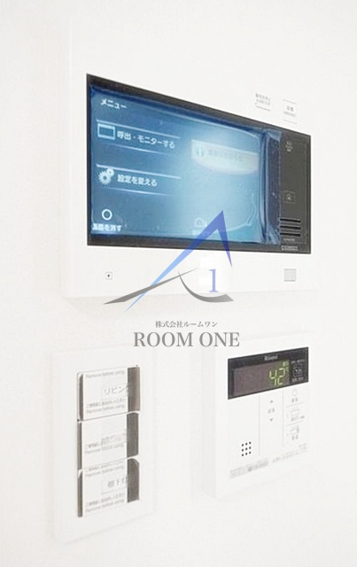 シェノン三軒茶屋のセキュリティ|モニター付インターホンです。