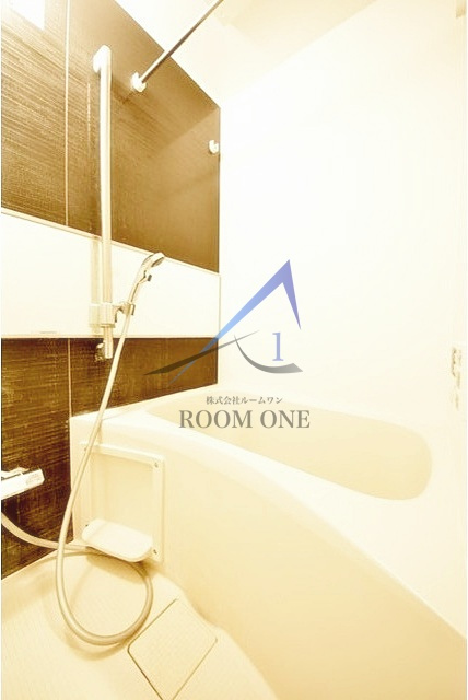 エルフローラ三軒茶屋の浴室|お風呂です。