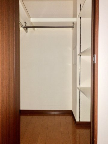 川崎サイトシティⅡ番館の収納