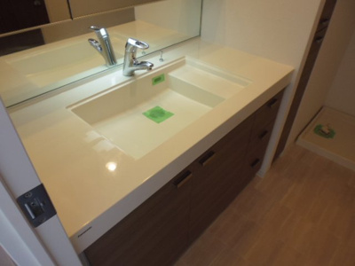 【洗面所】 | ザ・グランアルト錦糸町 | スペースが確保できる洗面所です