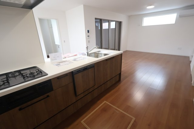 《仲介手数料無料》上尾市本町６丁目1-13新築一戸建てTerrechezのキッチン