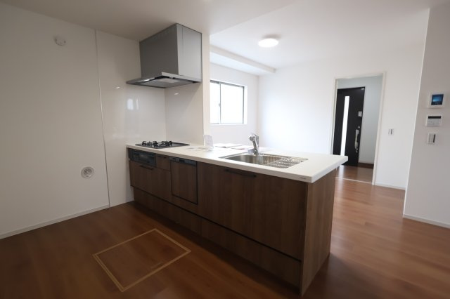 《仲介手数料無料》上尾市本町６丁目1-13新築一戸建てTerrechez