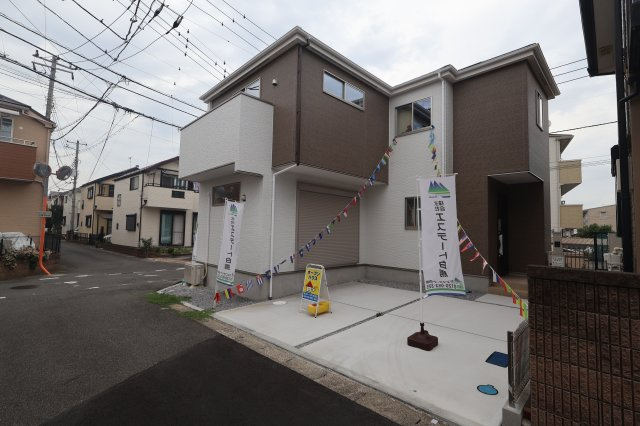 《仲介手数料無料》上尾市本町６丁目1-13新築一戸建てTerrechezの外観|撮影日 2026年9月3日 11:30 曇り