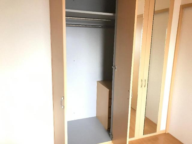 グローリー　パレスの収納|クローゼット