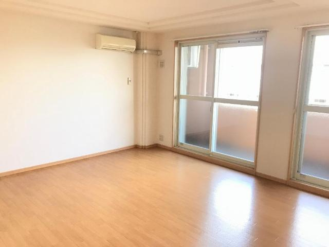 グローリー　パレスの居間・リビング|リビング