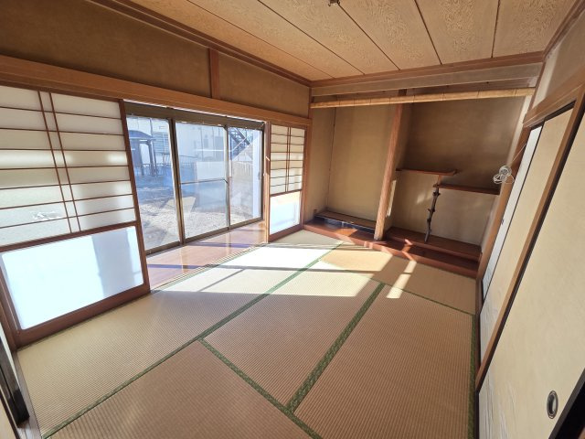 伊勢崎市境美原　中古住宅の和室|1階西側の和室です。