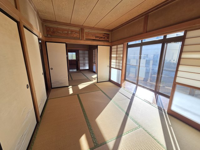 伊勢崎市境美原　中古住宅の和室|1階西側の和室です。