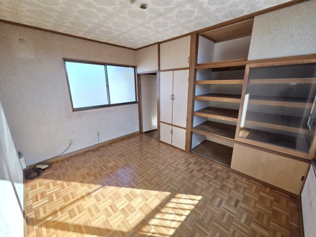 伊勢崎市境美原　中古住宅の収納|2階6帖の洋室です。