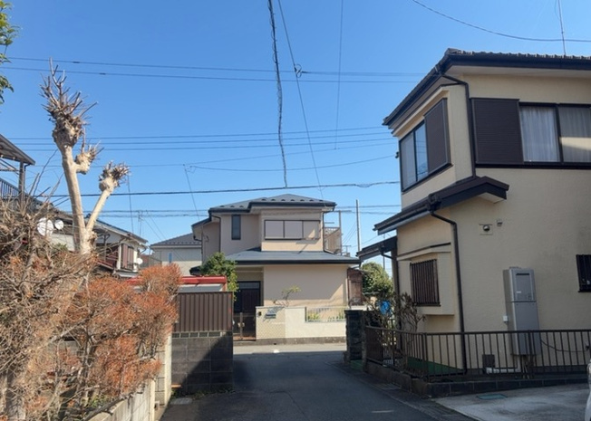【展望】 | 桜や紅葉の名所に出かける人は多いと思いますが、家にいながら季節の移ろいを感じる生活を送りませんか？リビングや窓から見える景色が生活を彩るワンポイントに！現地から見える景色を堪能してみては如何でしょう。