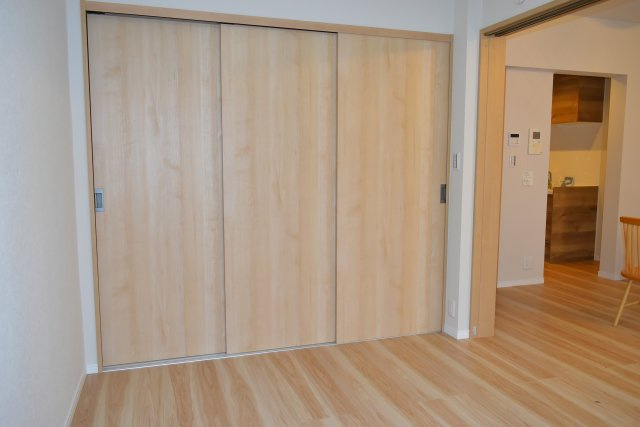 東村山市久米川町４丁目の中古マンションの収納