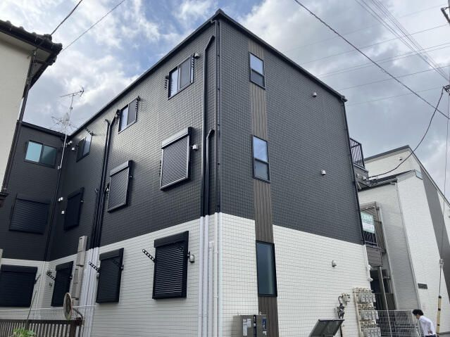 ルテラ氷川町の外観