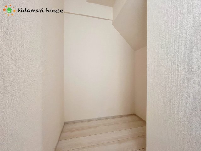 上尾市弁財1丁目　新築戸建　ブルーミング01の収納|リビング収納