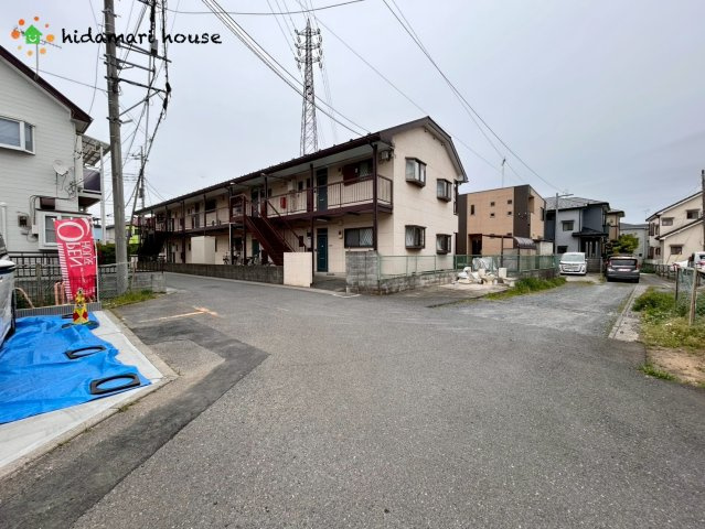 上尾市弁財1丁目　新築戸建　ブルーミング01の前面道路含む現地写真