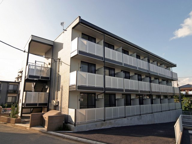 レオパレスオークス土気　弐番館