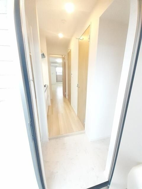 ヒルサイドハウスⅢの玄関