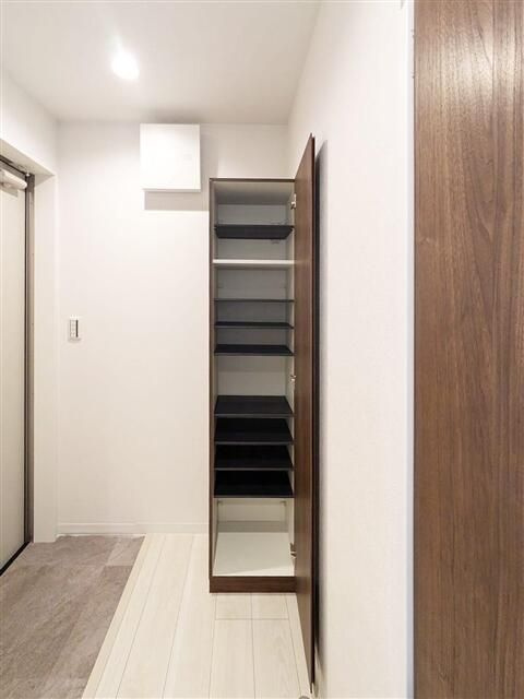 Ｄｅ　Ｍｏｌｅｎの玄関