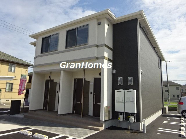 姫路市苫編南１丁目のハイツの外観