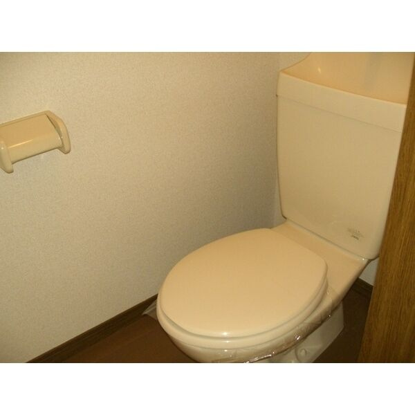 アンプルール リーブル エルヴェ　　刈谷市近郊の賃貸はクラスホーム刈谷店のトイレ