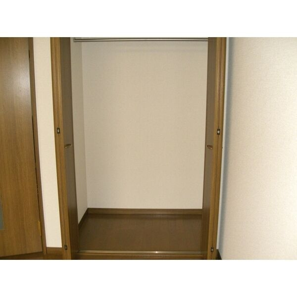 アンプルール リーブル エルヴェ　　刈谷市近郊の賃貸はクラスホーム刈谷店の収納