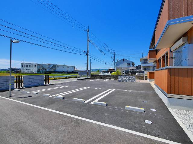 サニーヒロⅡの駐車場