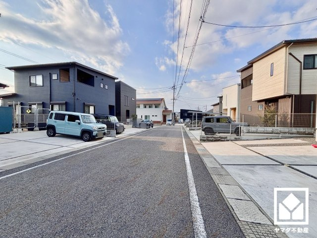大津市関津４丁目　78号地の前面道路含む現地写真