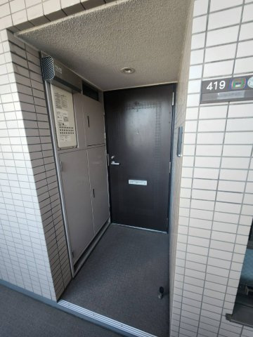 ベルヴィル大宮Ａ棟の玄関